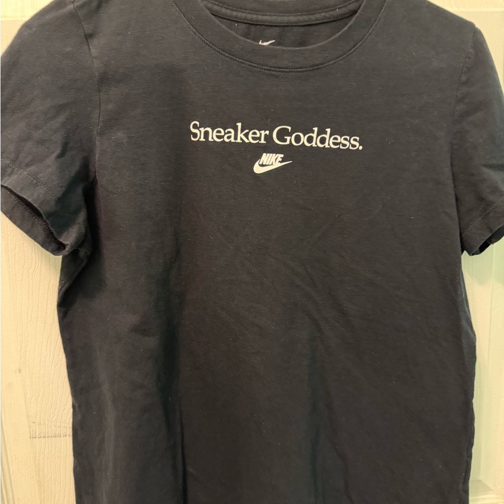 Nike womens black tshirt
